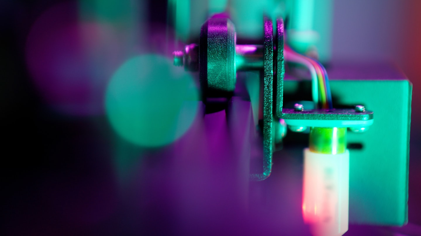 Services 4c74c07b5af4453d9d7db4043fff828cb0109254